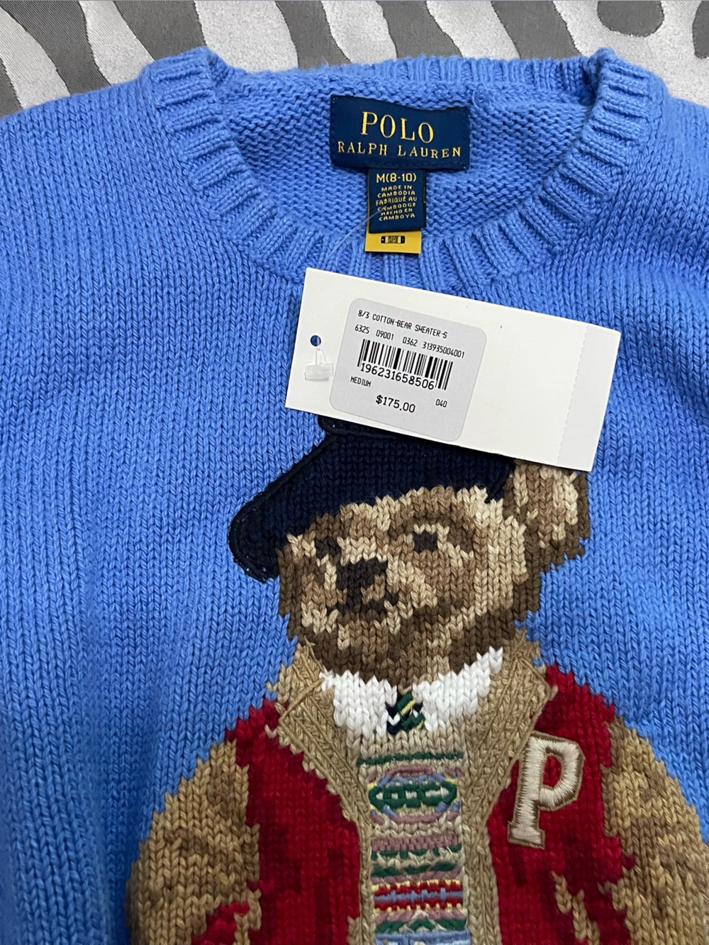 Polo by Ralph Lauren kids
Blue Knit Bear Crewneck Sweater